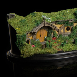 Фигурка в виде домика The Hobbit: Hobbit Hole 23 Great Garden