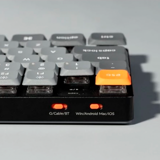 989114