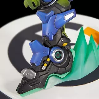 89600