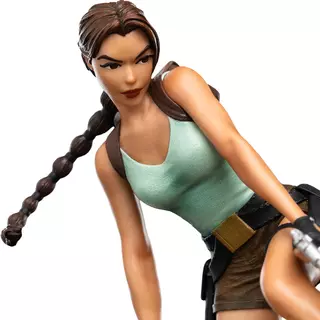 77582