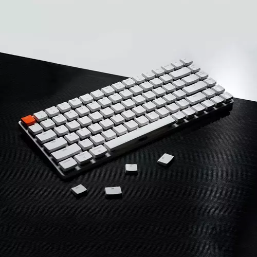 990923