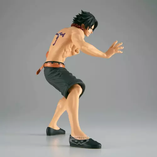 653876