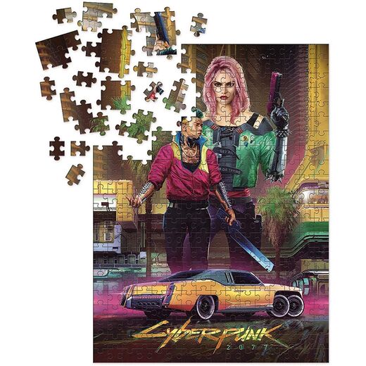 648699