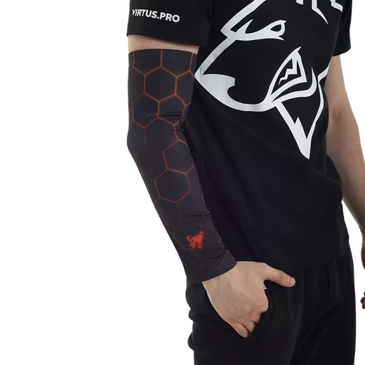 347833