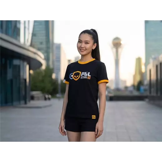 761587