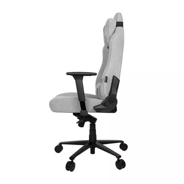 913821