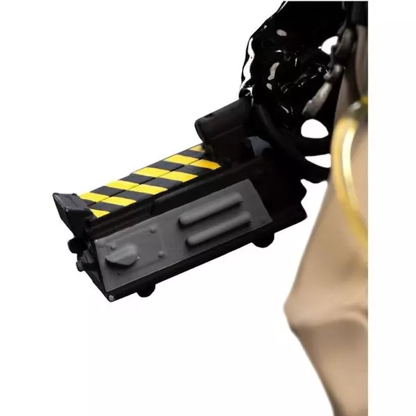 305506