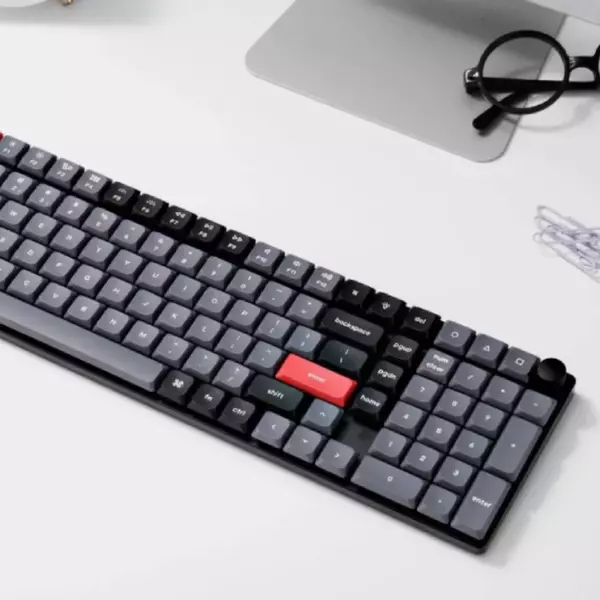 817903