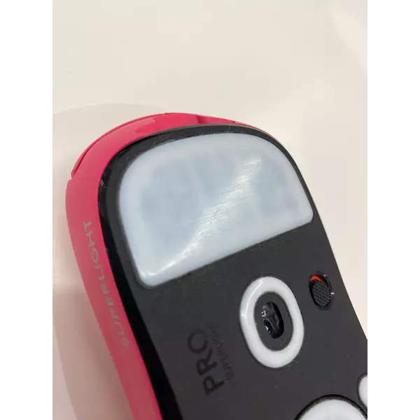 989822