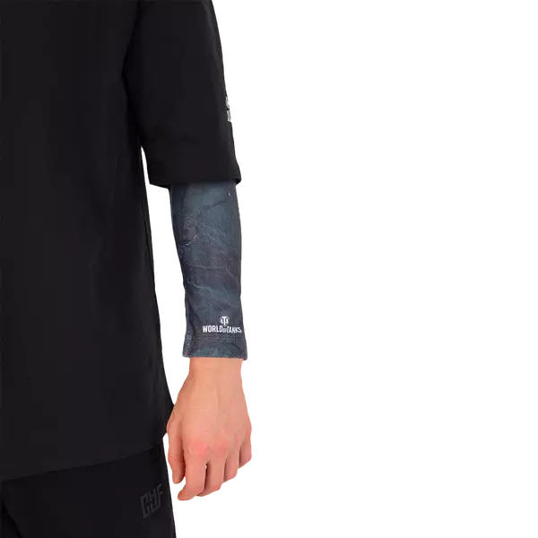 159096